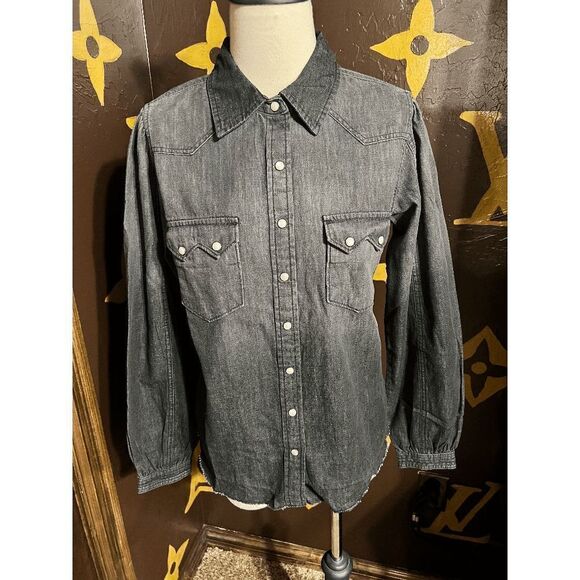 NWT Cruel Girl Black Enzyme Washed Chambray Western Snap Blouse Size S - Picture 2 of 5